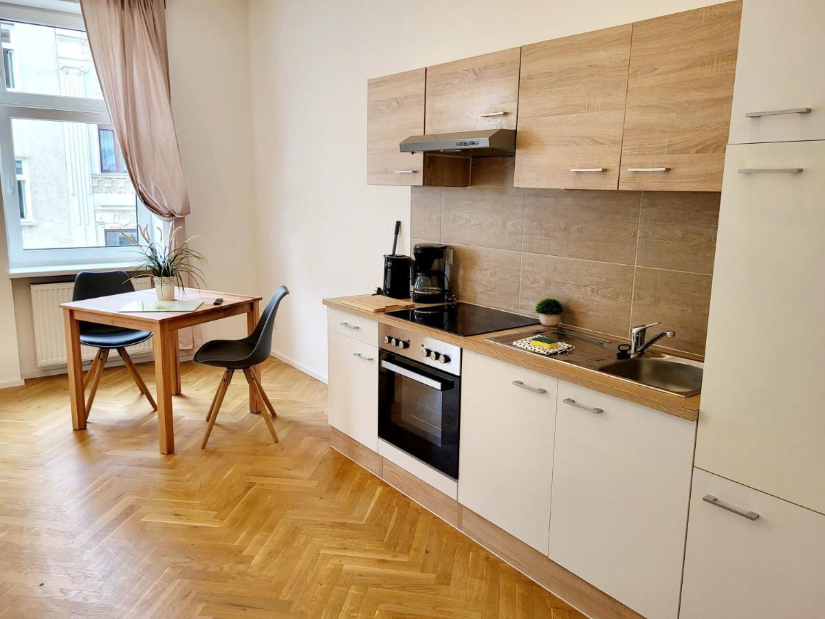 Buchengasse Apartment Vienna - Free Highspeed-Internet Buitenkant foto