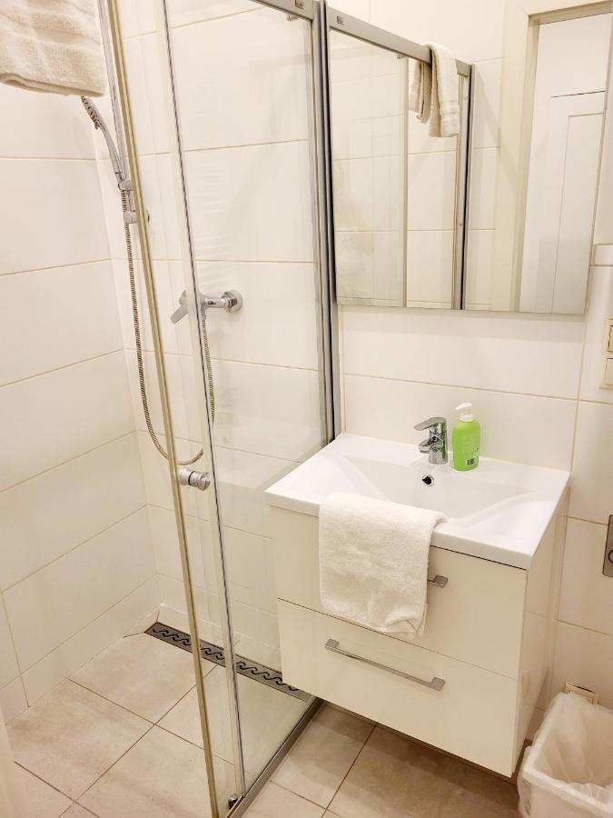 Buchengasse Apartment Vienna - Free Highspeed-Internet Buitenkant foto