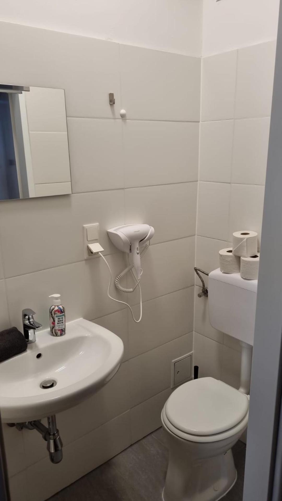 Buchengasse Apartment Vienna - Free Highspeed-Internet Buitenkant foto